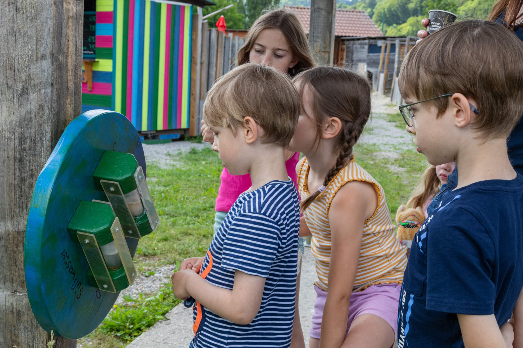 Kinder im Edelsteinpark Pielachtal